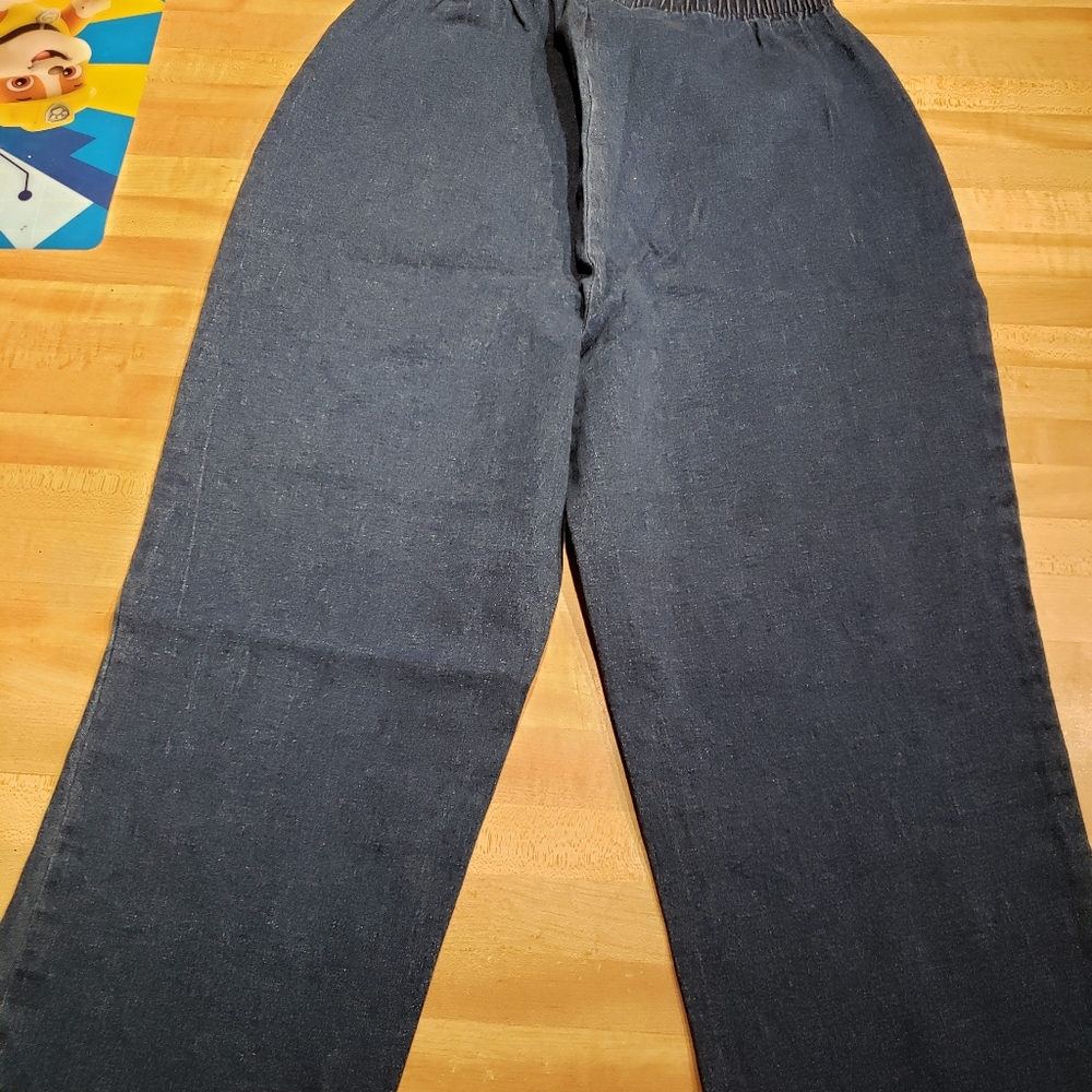 Stretchy woman's jeans